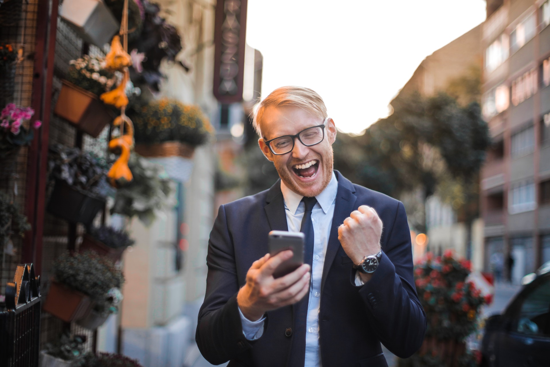 What We Know About Mobile Marketing