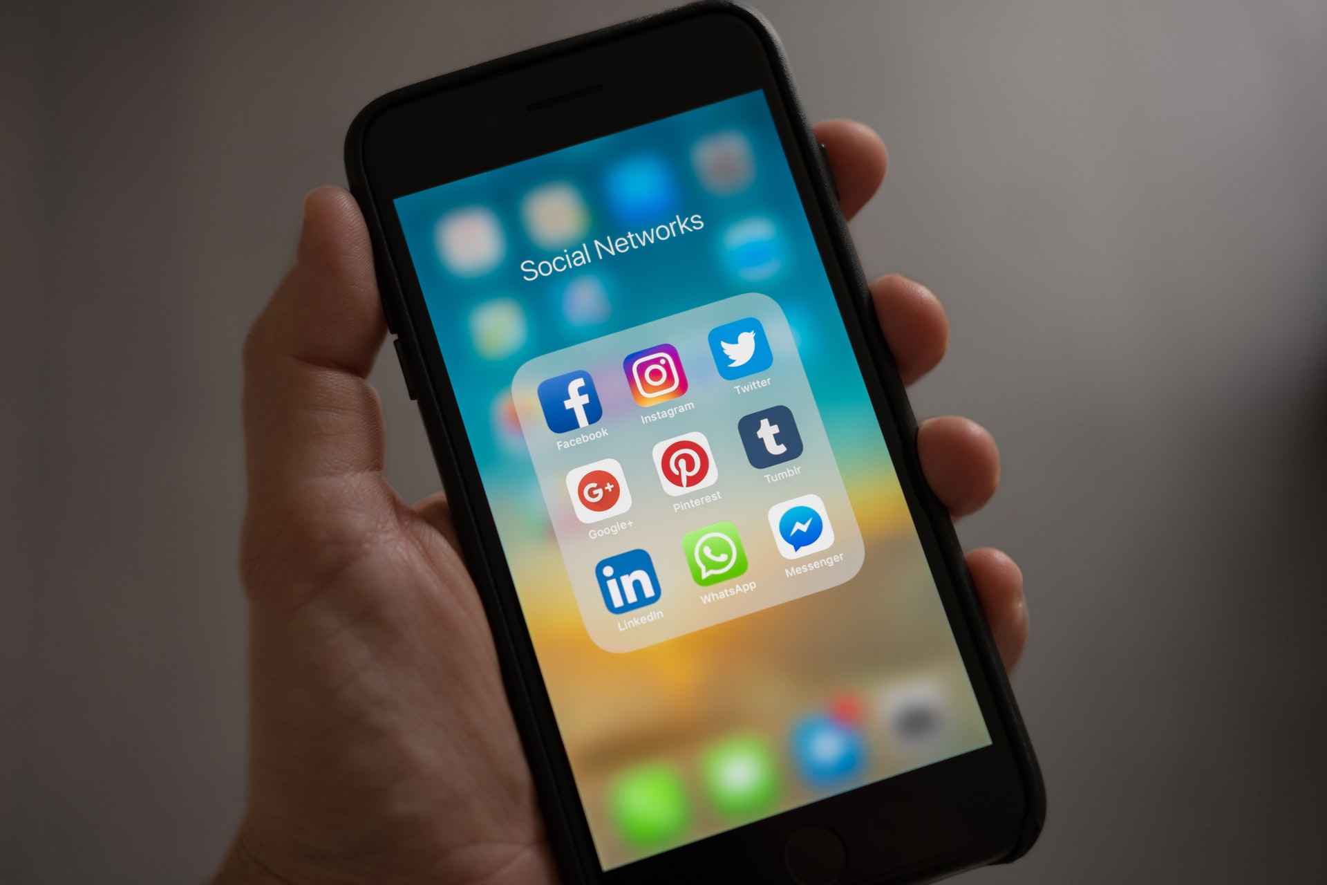 Five Advantages of Social Media Marketing For Your Business