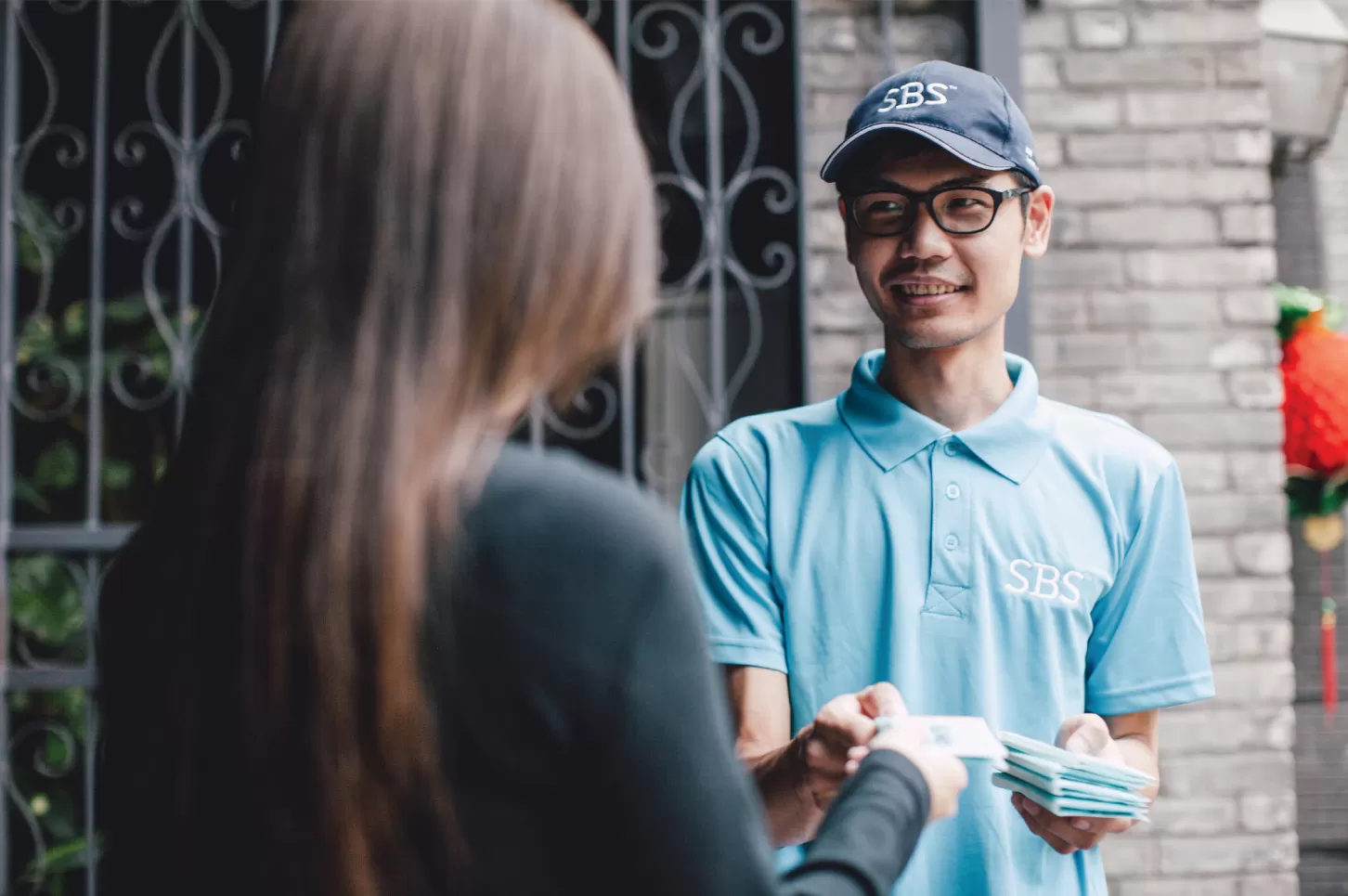 What are the advantages Pocket Tissue advertising?